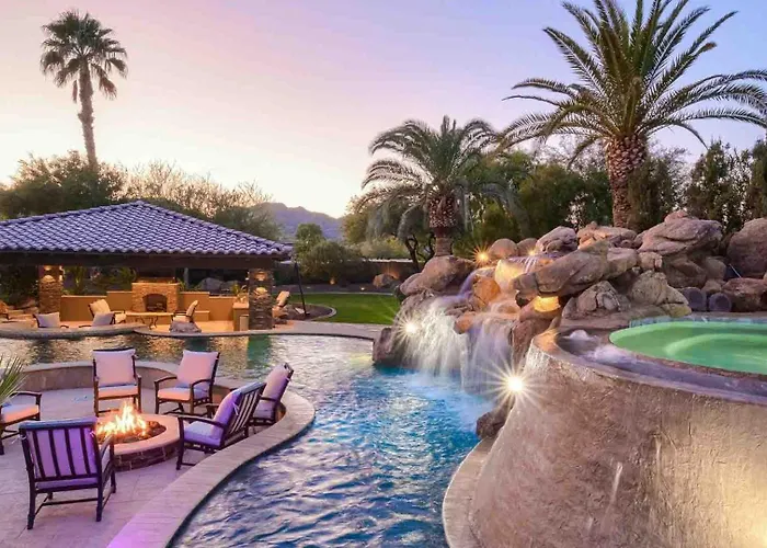 Holiday home Luxury Oasis - Lazy River, Golf, Batting Cage, Gym *