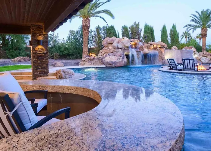 Holiday home Luxury Oasis - Lazy River, Golf, Batting Cage, Gym Scottsdale
