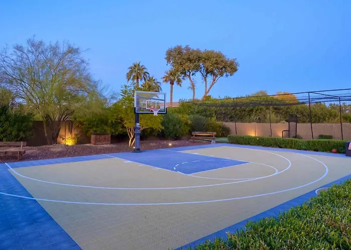 Holiday home Luxury Oasis - Lazy River, Golf, Batting Cage, Gym