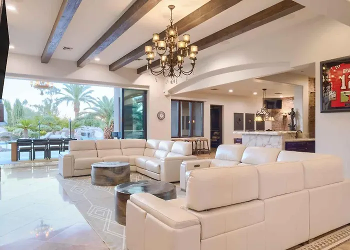 Holiday home Luxury Oasis - Lazy River, Golf, Batting Cage, Gym Scottsdale