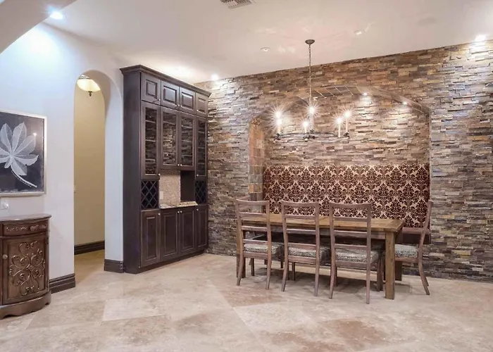 Holiday home Luxury Oasis - Lazy River, Golf, Batting Cage, Gym *