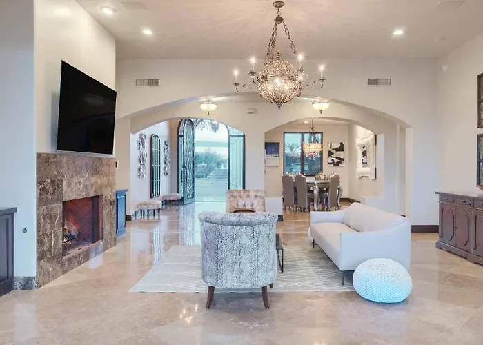 Luxury Oasis - Lazy River, Golf, Batting Cage, Gym