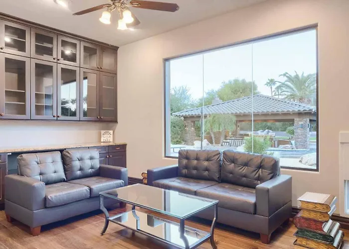 Luxury Oasis - Lazy River, Golf, Batting Cage, Gym